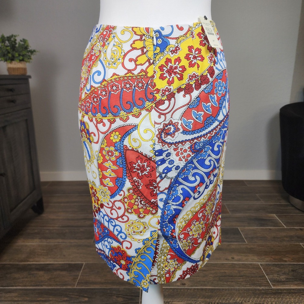 Talbots Pencil Skirt Womens 2P Red Blue Yellow Paisley Lyocell Blend Career NEW - Picture 2 of 9